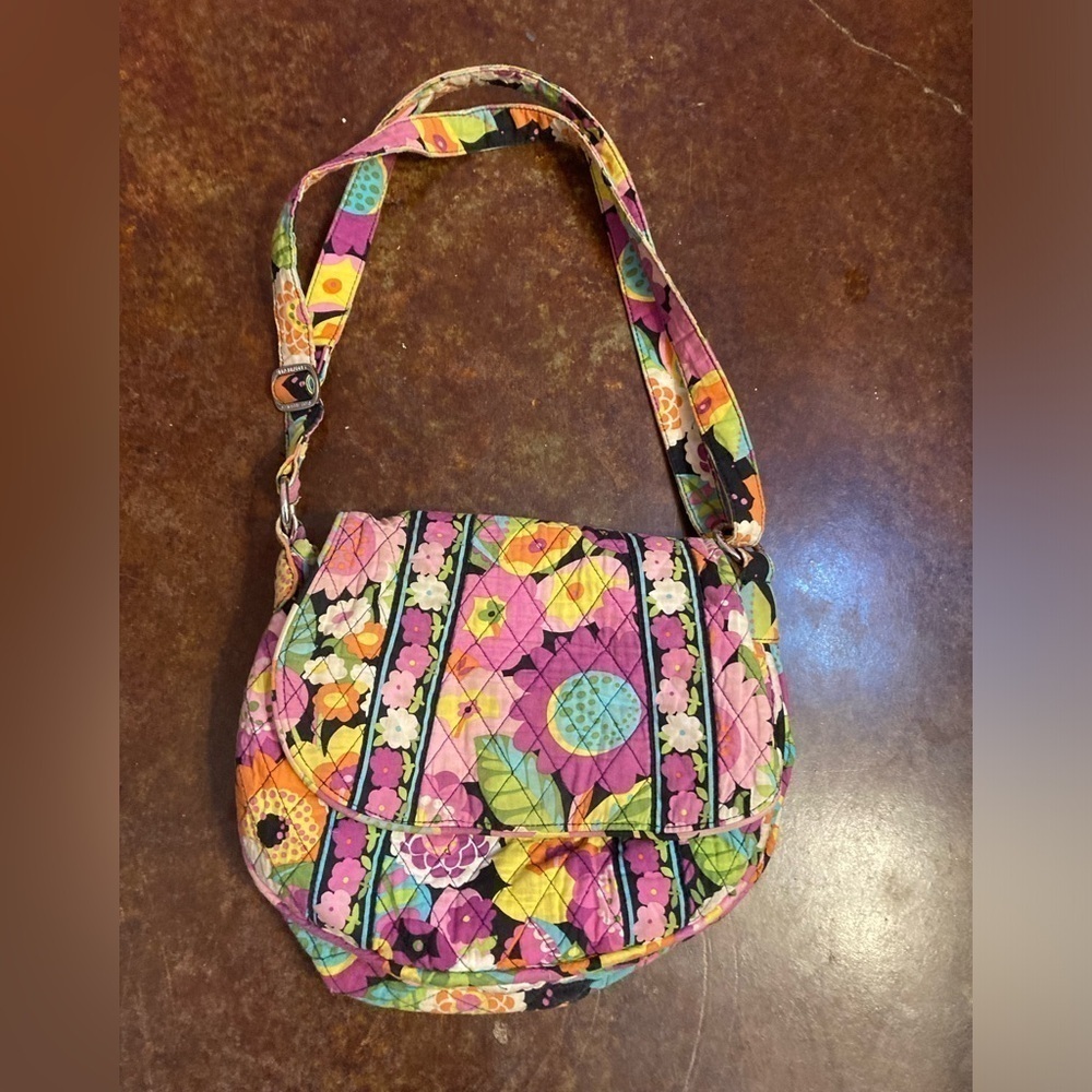 Vera Bradley Carryall Crossbody Bag in VA VA BLOOM